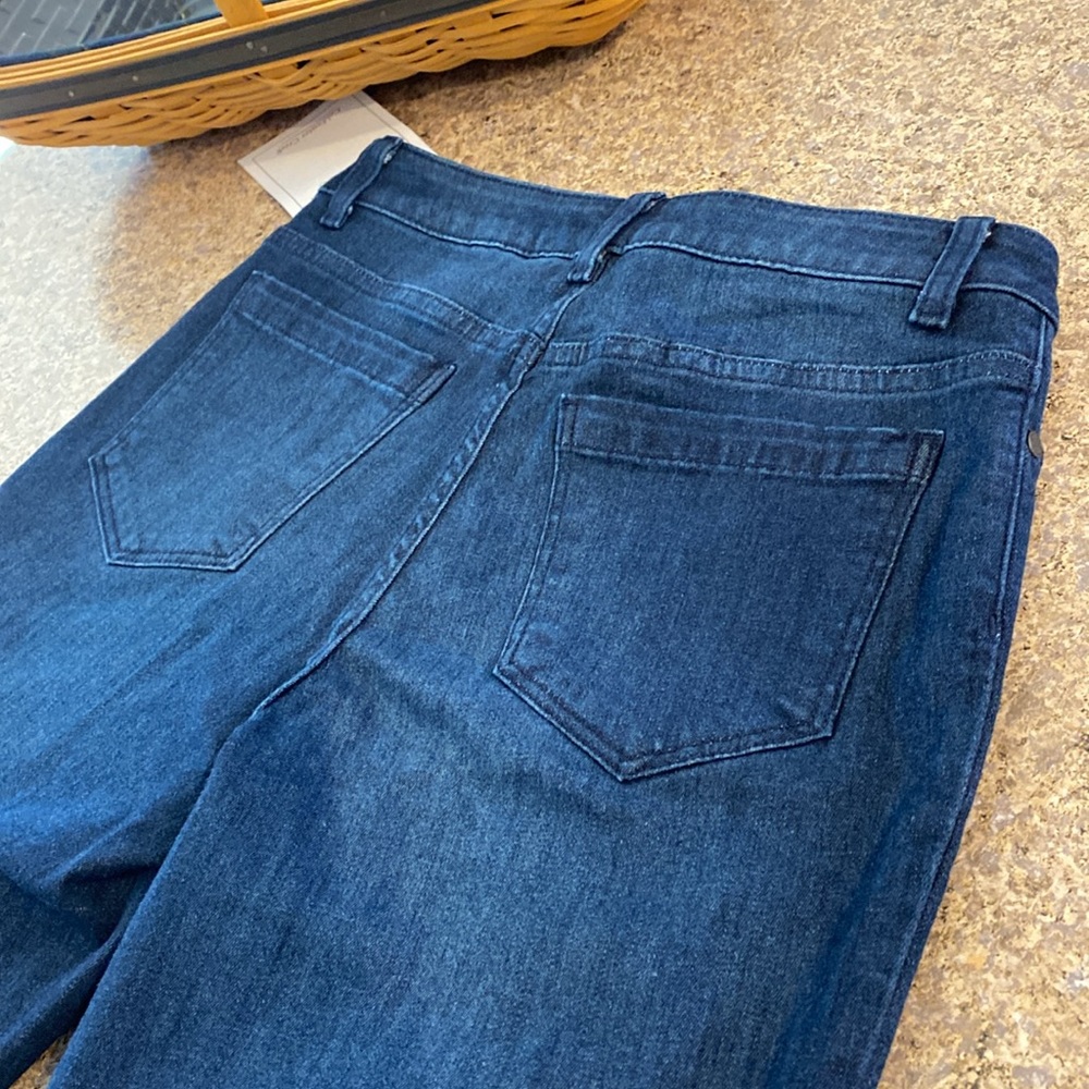 NWT Coldwater Creek Dark Wash Blue Jeans Size 4 (1 Pair Only) - Picture 10 of 13
